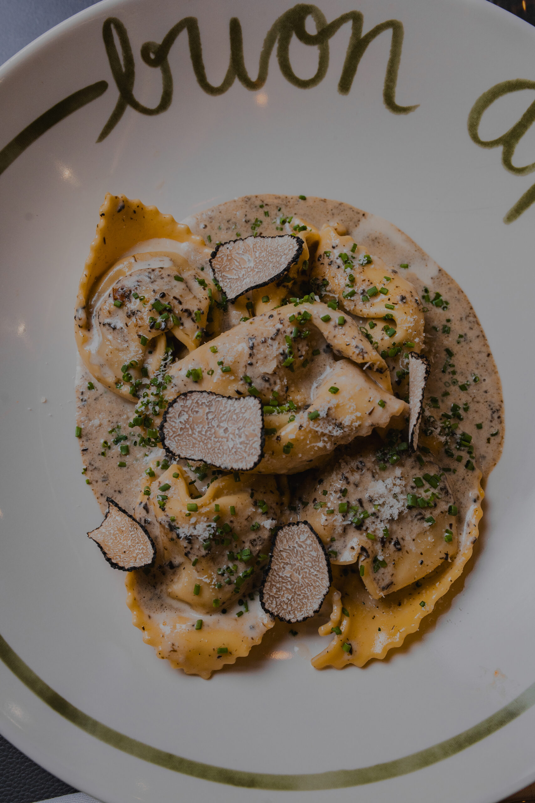 raviolis truffe geneve restaurant plats 